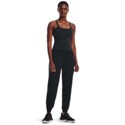 Under Armour Womens Meridian Fitted Tank -Under Armour Shop Rebel 65057201 01 black hi res